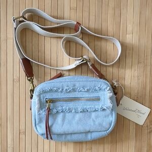 Universal Thread Light Blue Jean Denim Crossbody Bag Purse with Fringe, NEW nwt